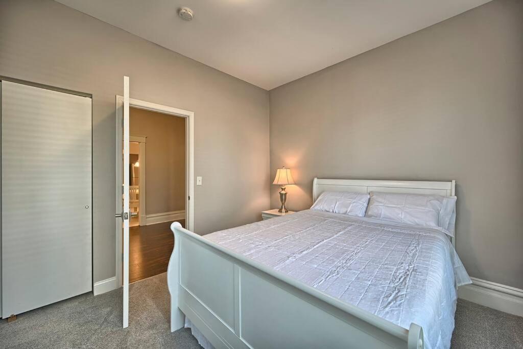 Suites On Seneca - Lovely 2 Bed 1 Bath Apartment Harrisburg Ngoại thất bức ảnh